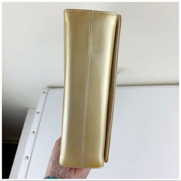 Stuart Weitzman Vintage Gold Evening Shoulder Bag‎ - Picture 4 of 9